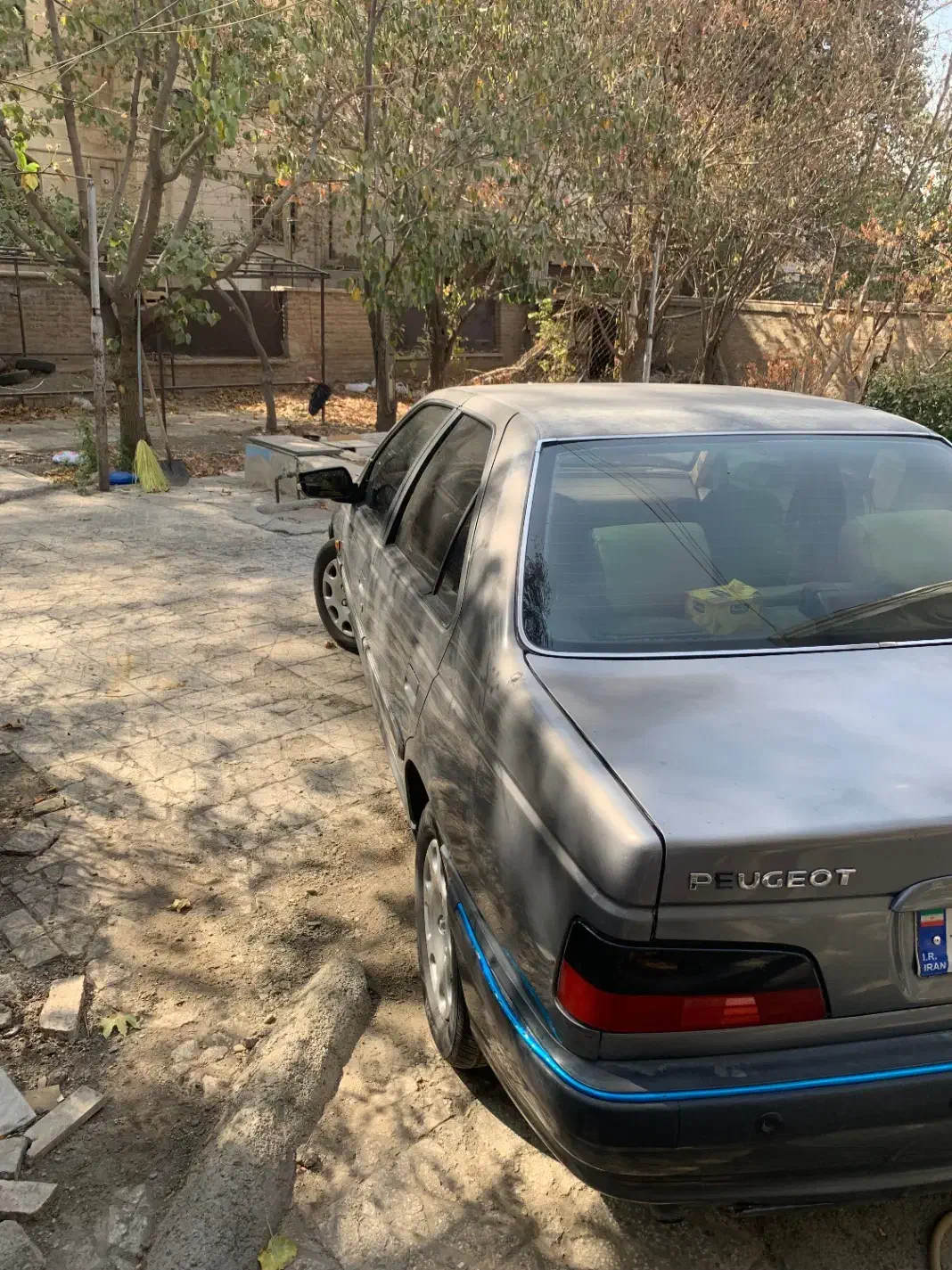پژو پارس سال - 1392