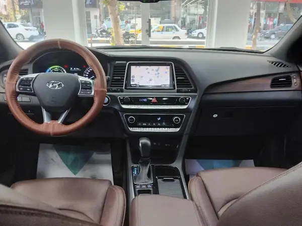 هیوندای سوناتا هیبرید GLS PLUS - 2018