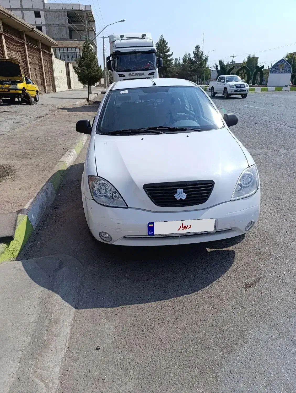 تیبا صندوق دار SX - 1400