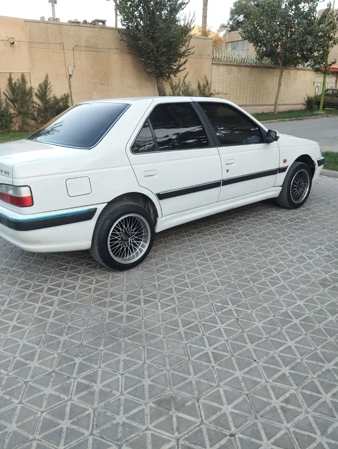 پژو پارس سال - 1392