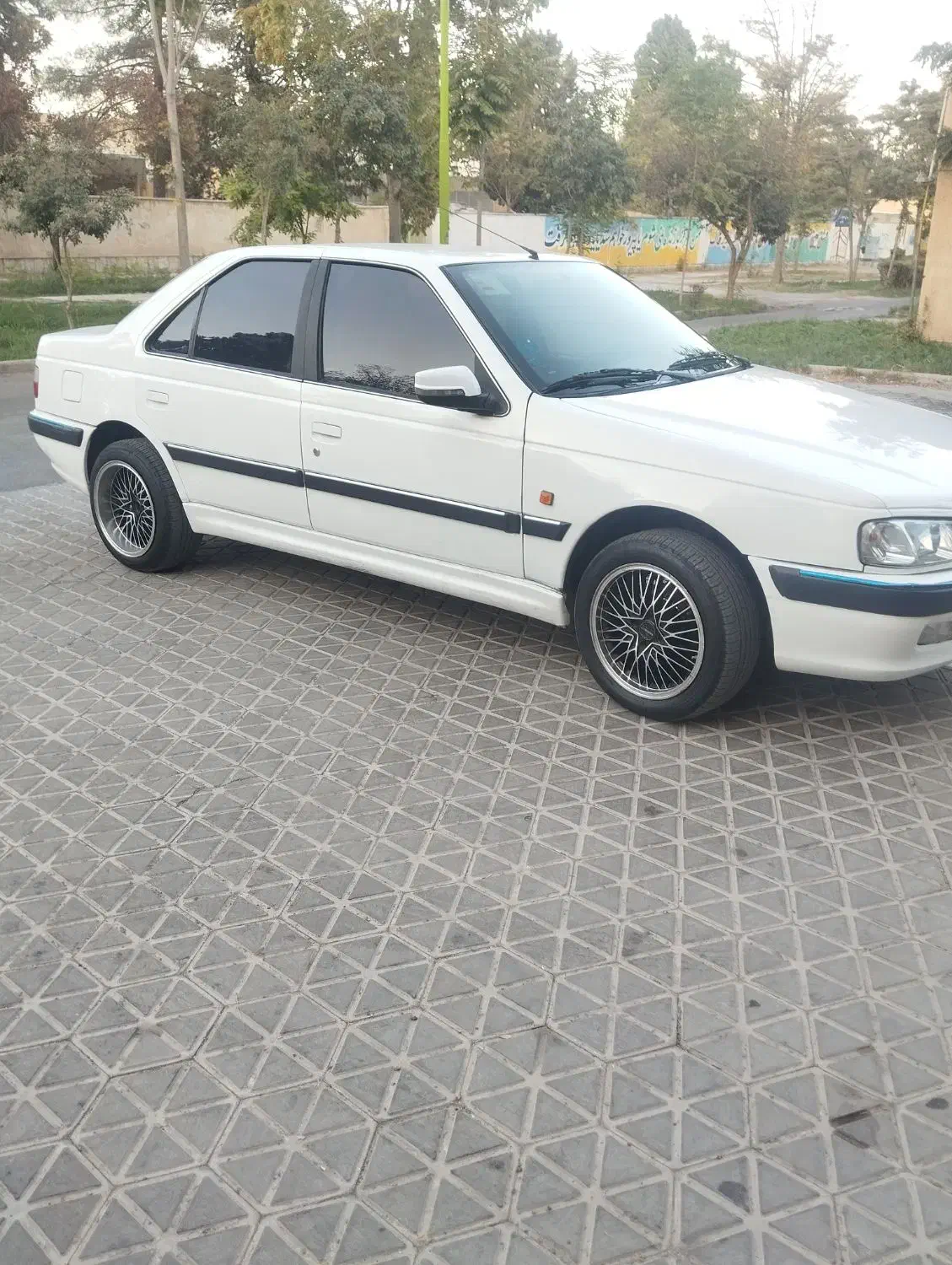 پژو پارس سال - 1392