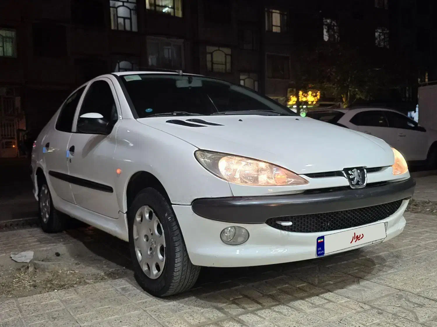 پژو ۲۰۶ صندوق دار v8 - 1400