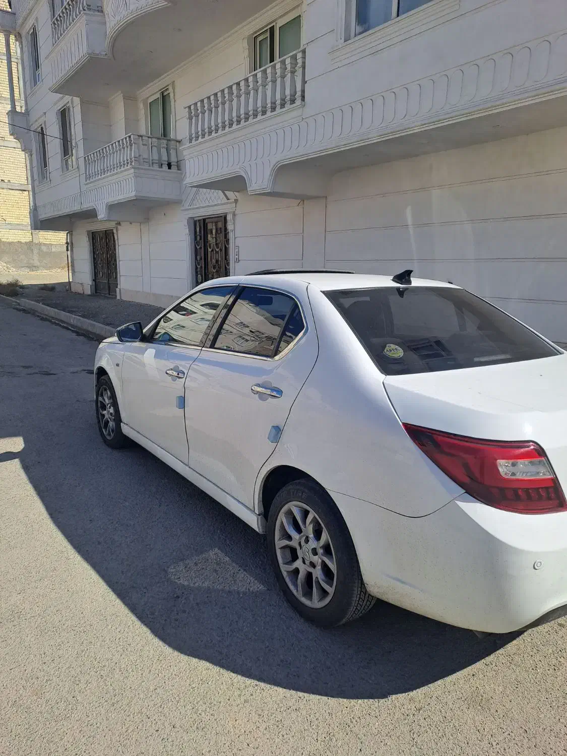 دنا پلاس توربو اتوماتیک - 1401