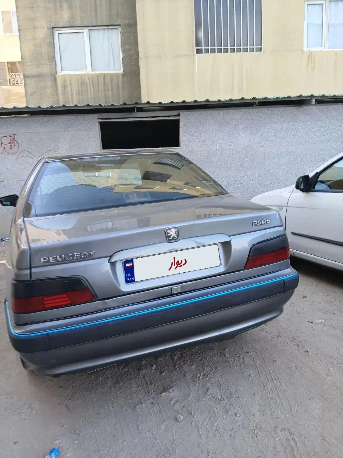 پژو پارس سال - 1385