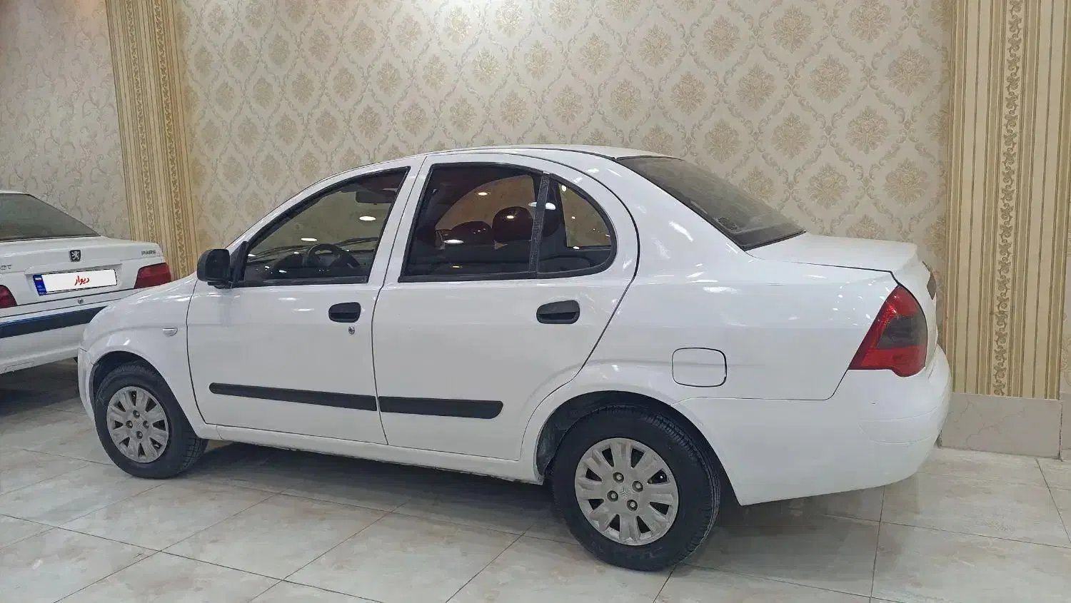 تیبا صندوق دار EX - 1394