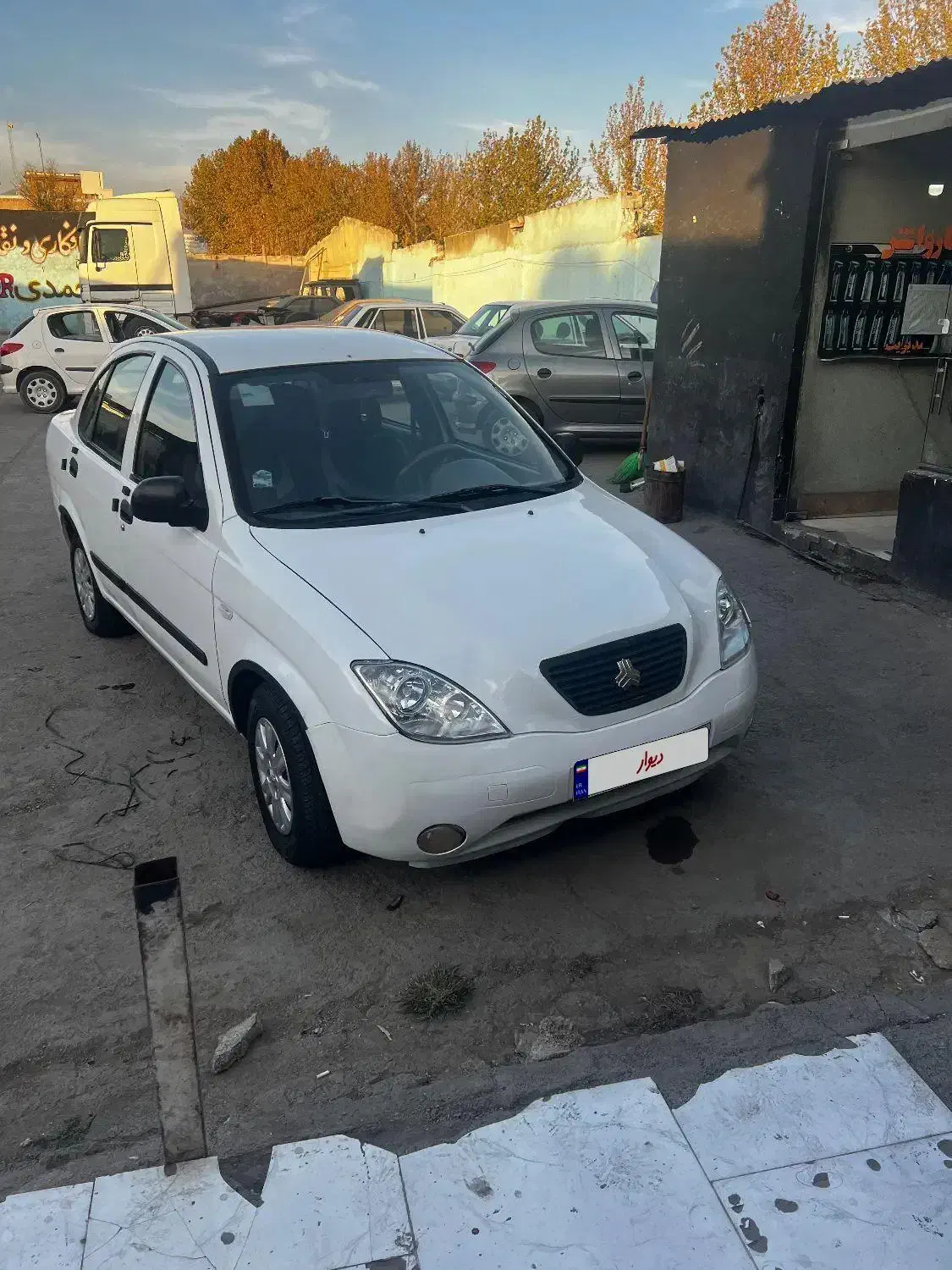تیبا صندوق دار SX - 1396