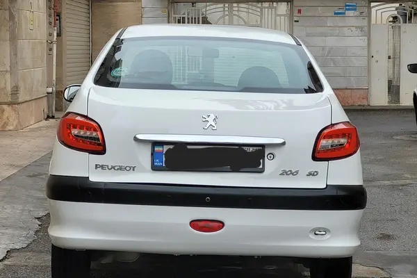 پژو ۲۰۶ صندوق دار v8 - 1400