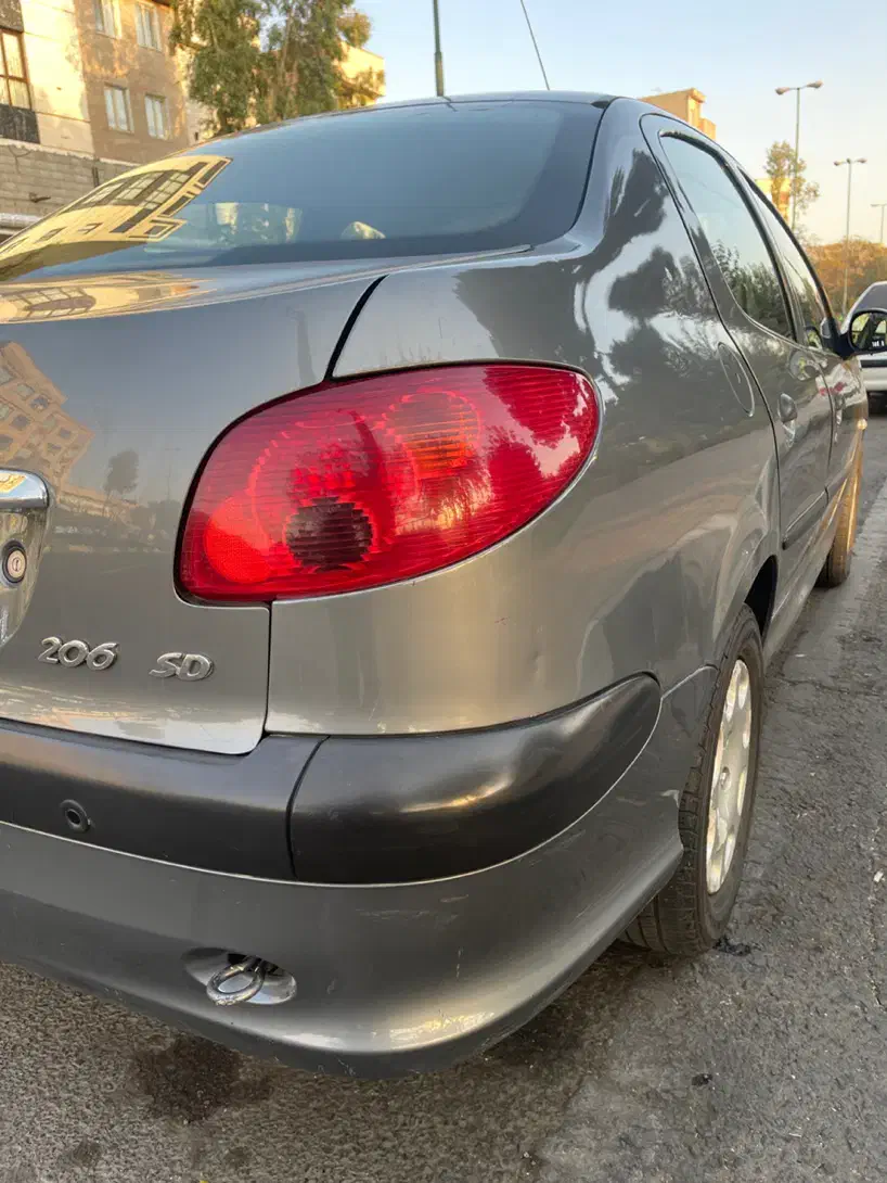 پژو ۲۰۶ صندوق دار v8 - 1395