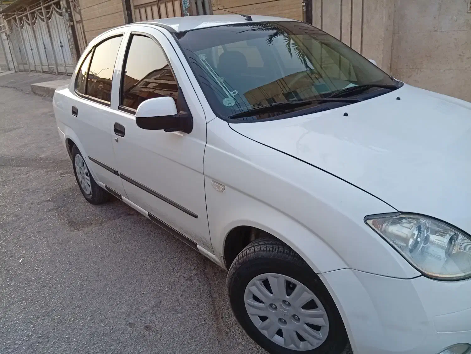 تیبا صندوق دار SX - 1401