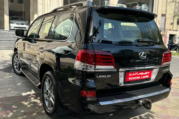 لکسوس LX 570 فول - 2013