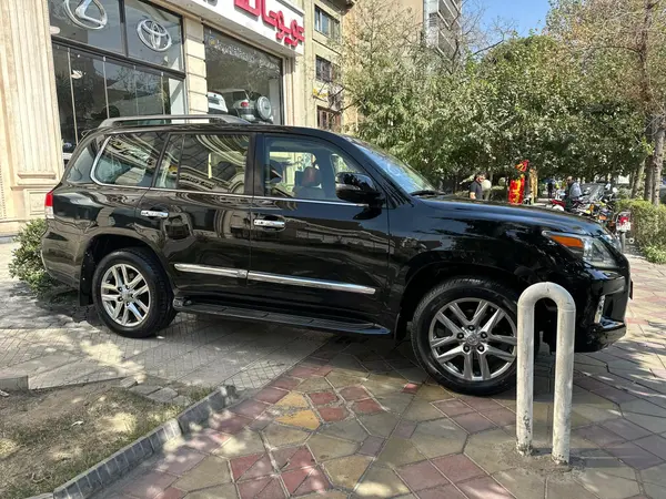 لکسوس LX 570 فول - 2013