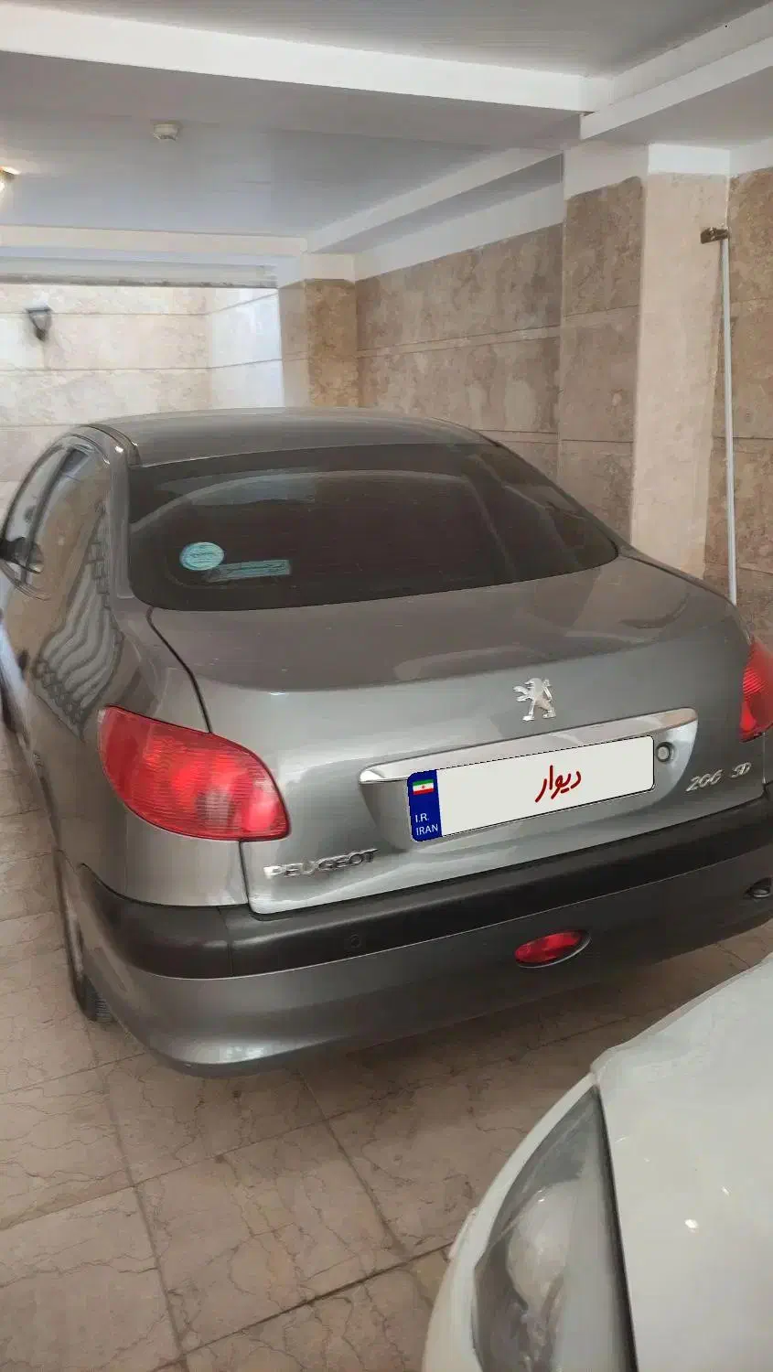 پژو ۲۰۶ صندوق دار v8 - 1397