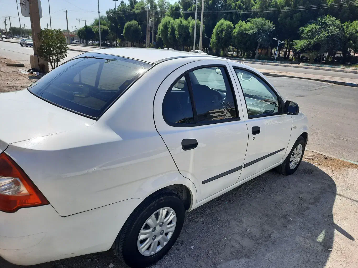تیبا صندوق دار SX - 1398