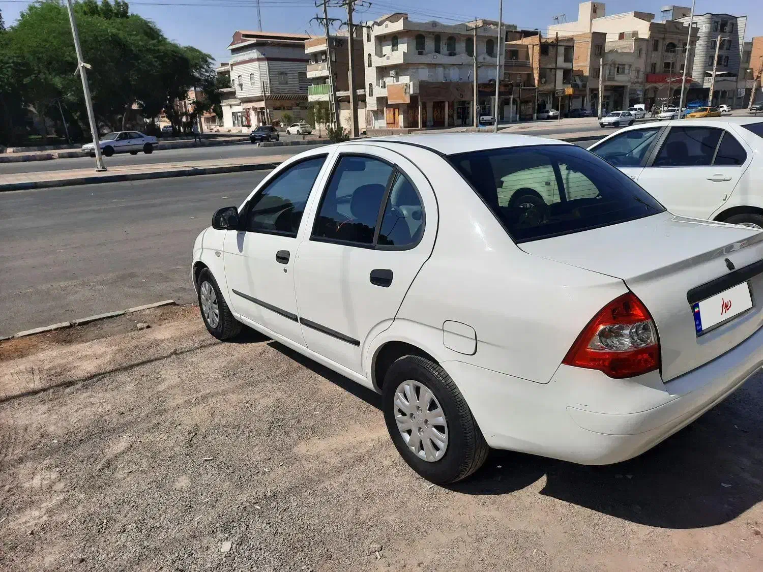 تیبا صندوق دار SX - 1398