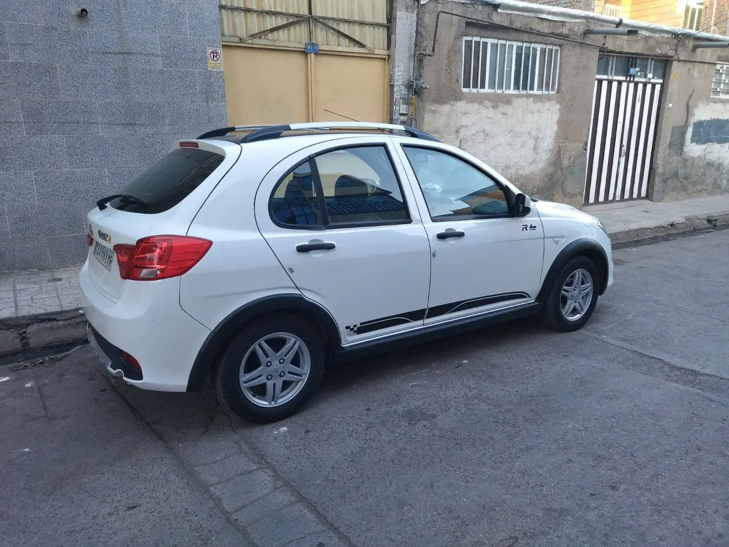 خودرو کوییک، R آگهی ann_20797567