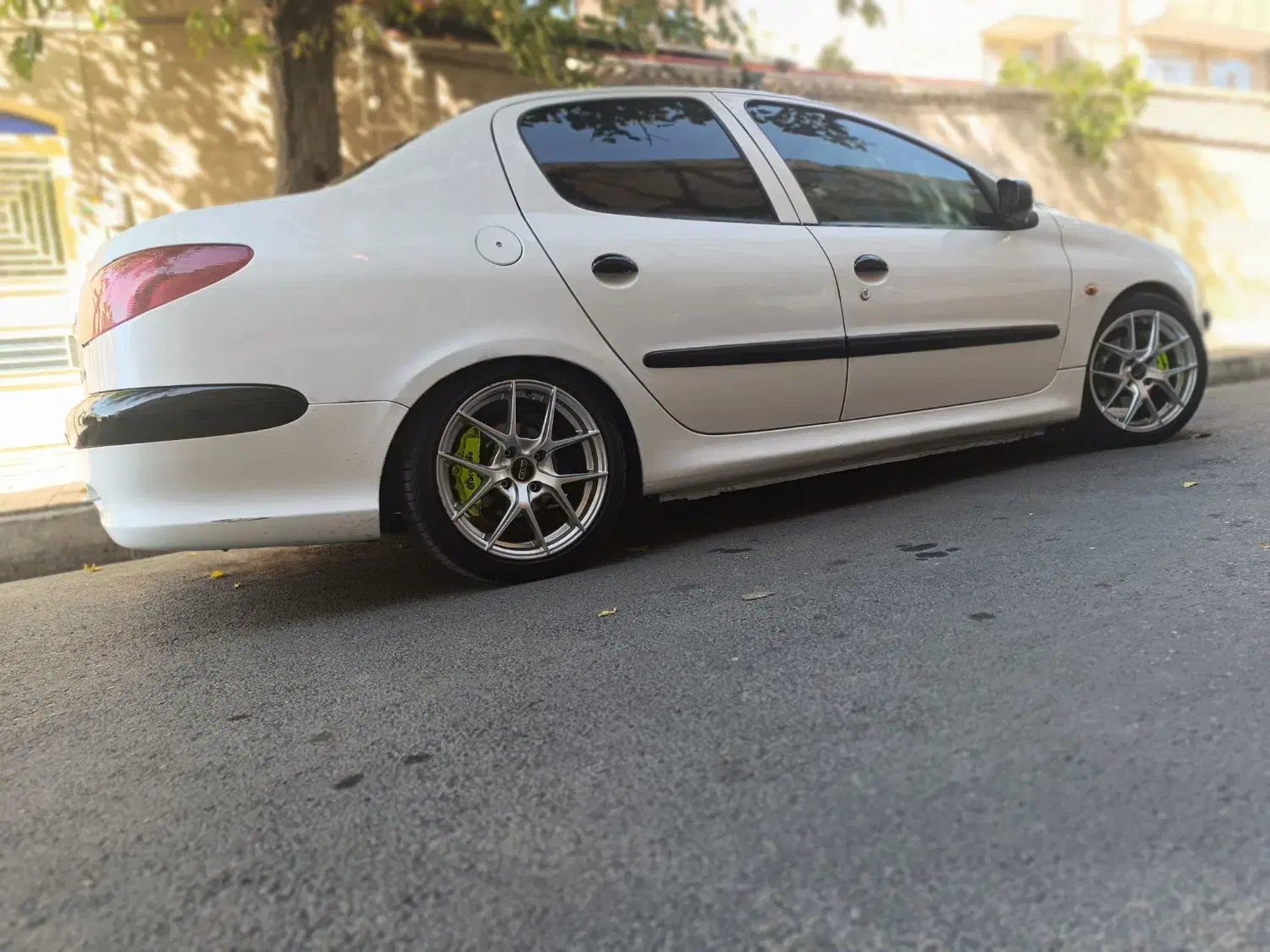 پژو ۲۰۶ صندوق دار v8 - 1393