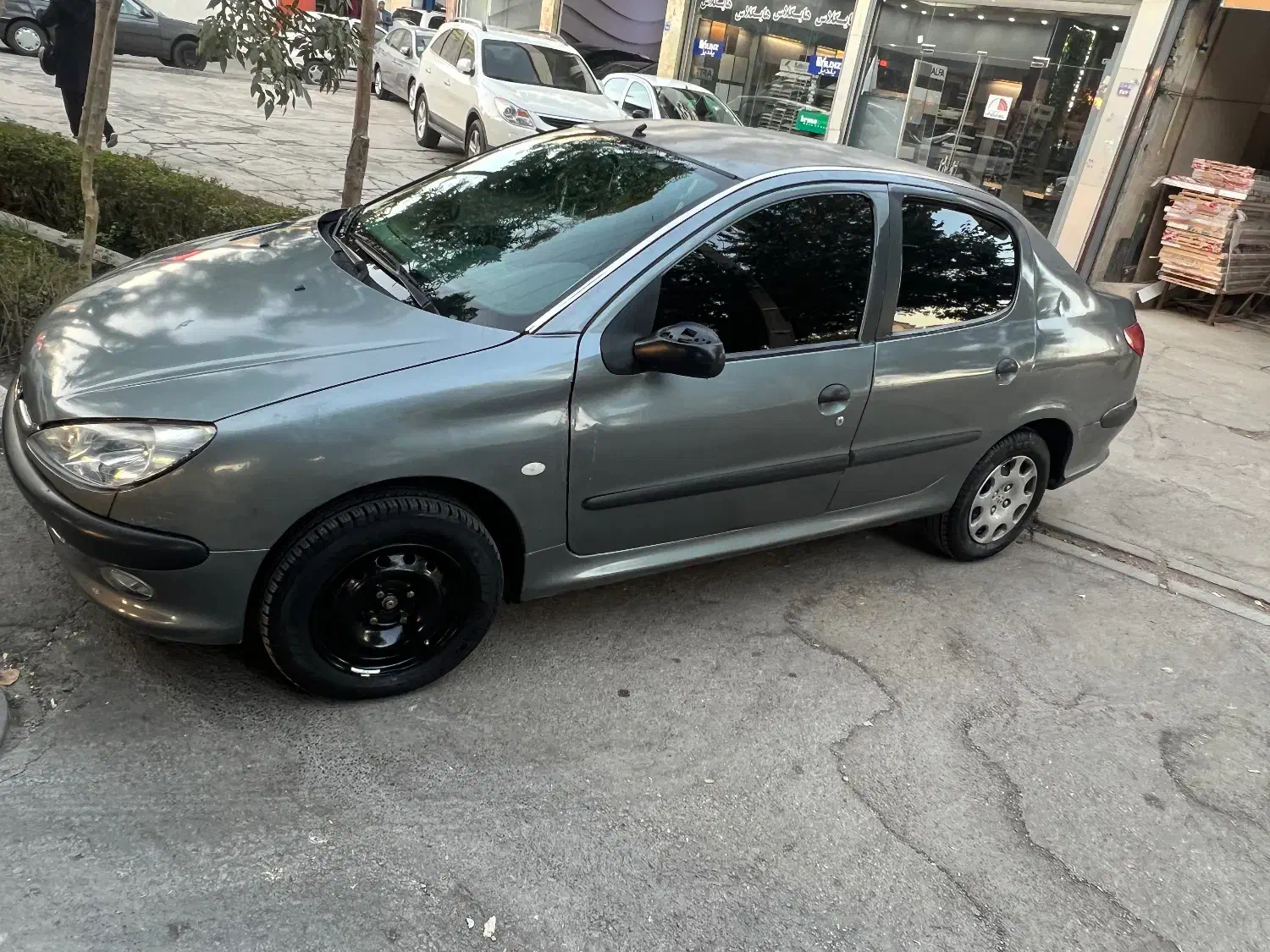 پژو ۲۰۶ صندوق دار v8 - 1386
