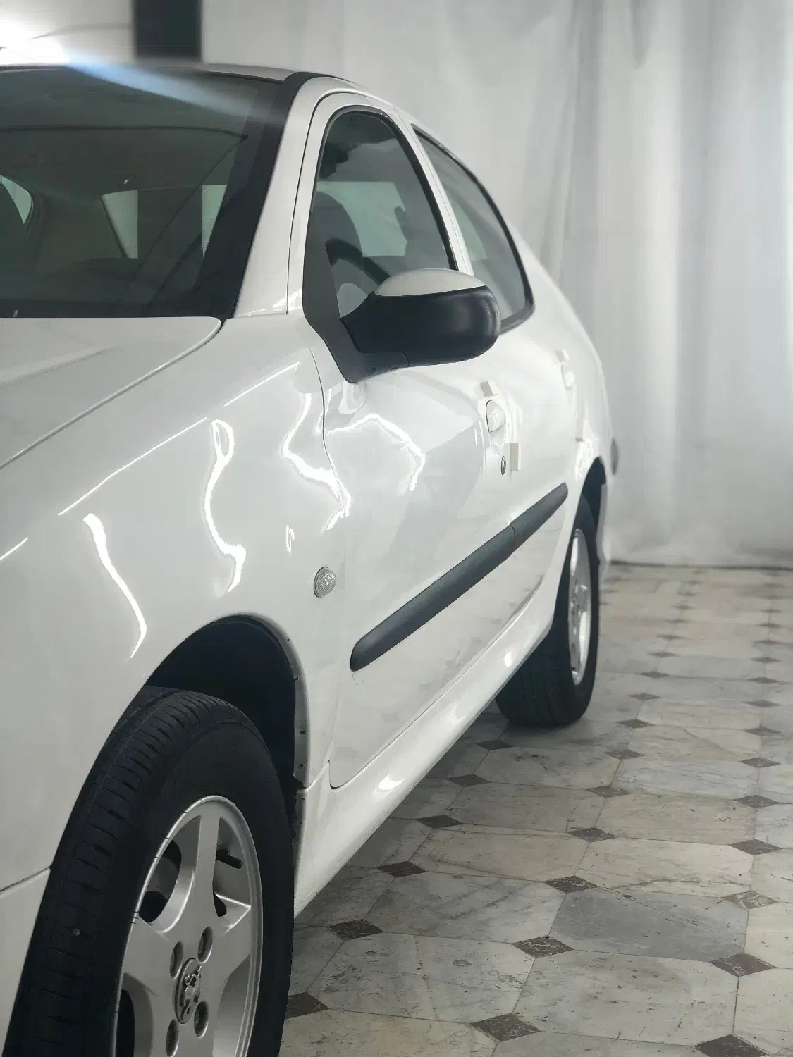 پژو ۲۰۶ صندوق دار v8 - 1395