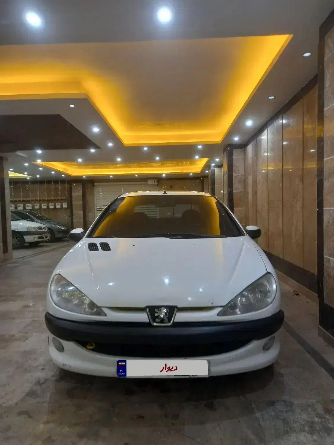 پژو ۲۰۶ صندوق دار v8 - 1393