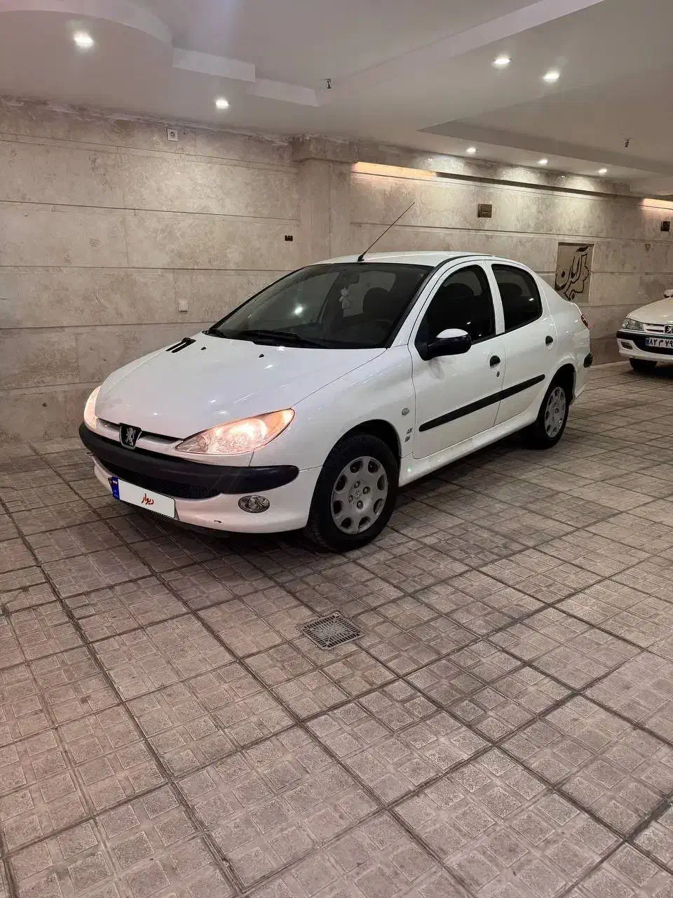 پژو ۲۰۶ صندوق دار v8 - 1399