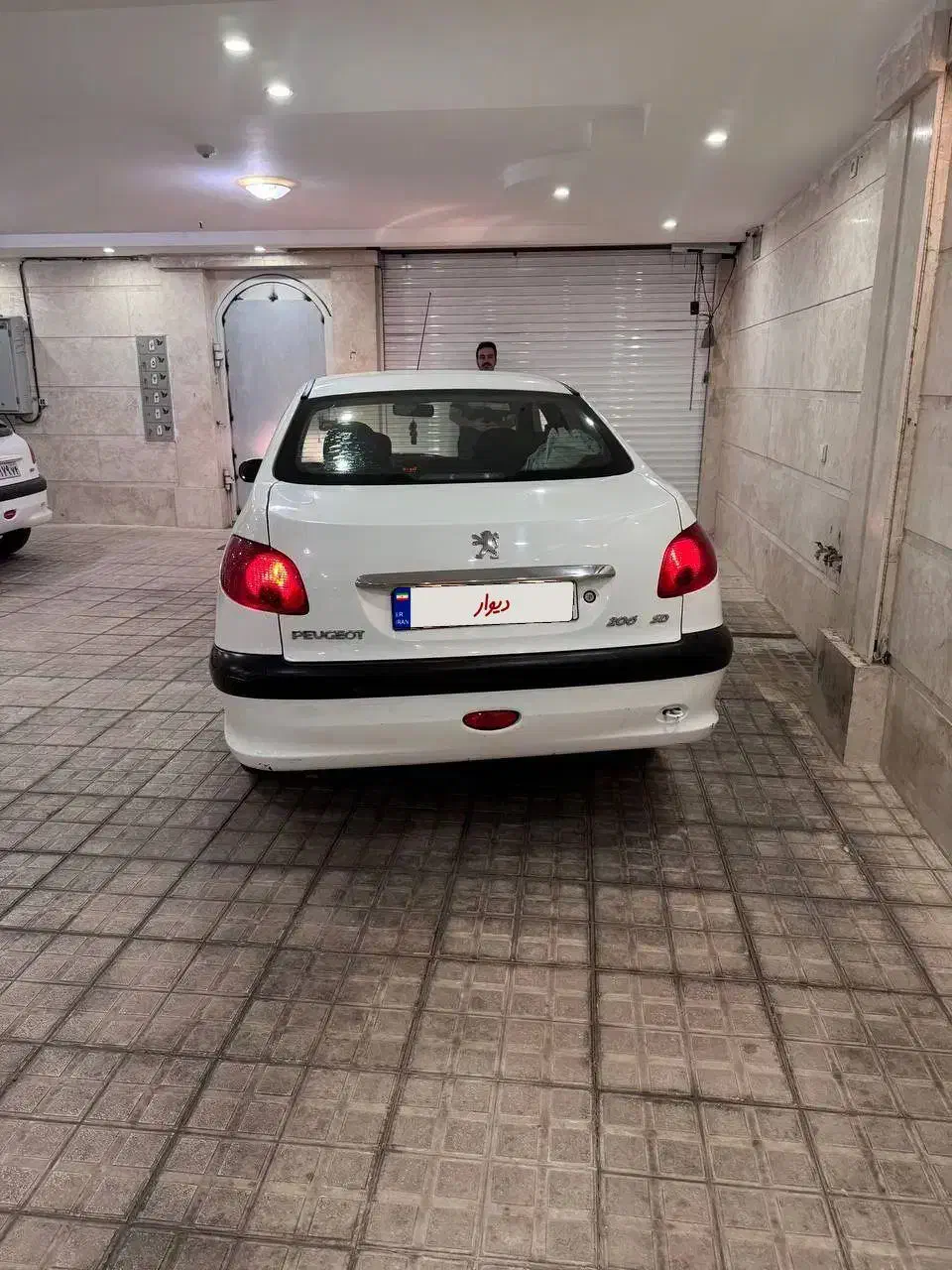 پژو ۲۰۶ صندوق دار v8 - 1399