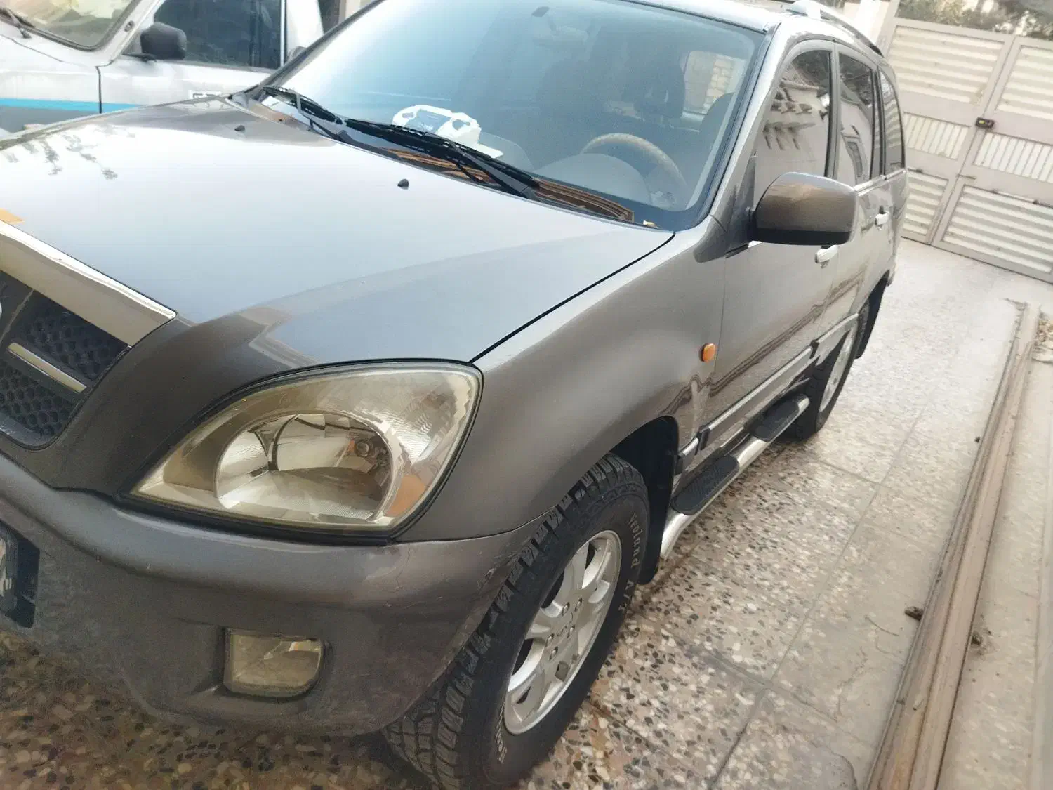خودرو ام وی ام، X33 آگهی ann_20798947