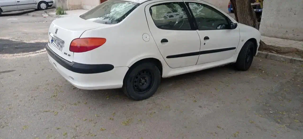 پژو ۲۰۶ صندوق دار v8 - 1389