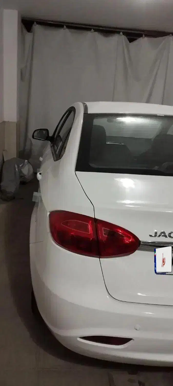 جک J4 اتوماتیک آپشنال - 1404
