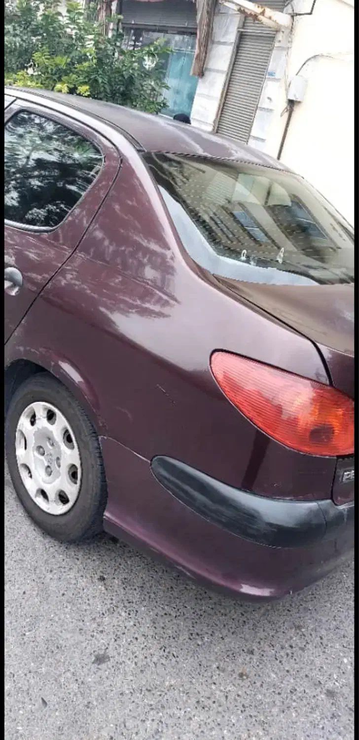 پژو ۲۰۶ صندوق دار v8 - 1393