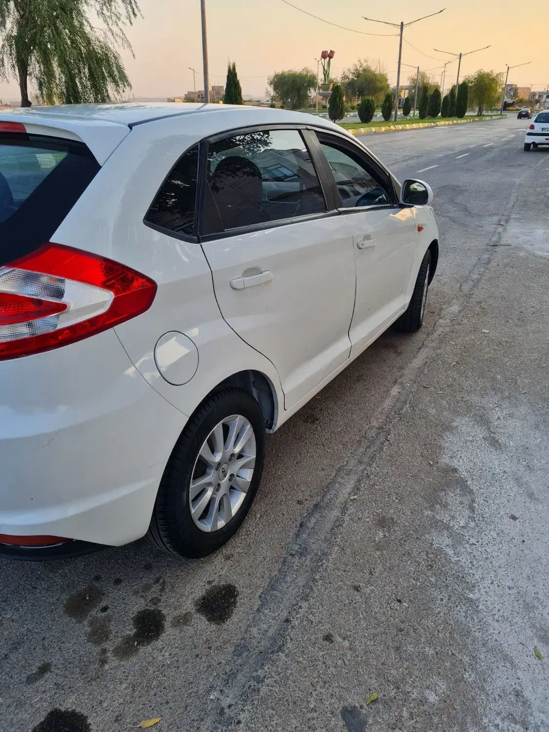 ام وی ام 315 هاچ بک ساده دنده ای - 1394