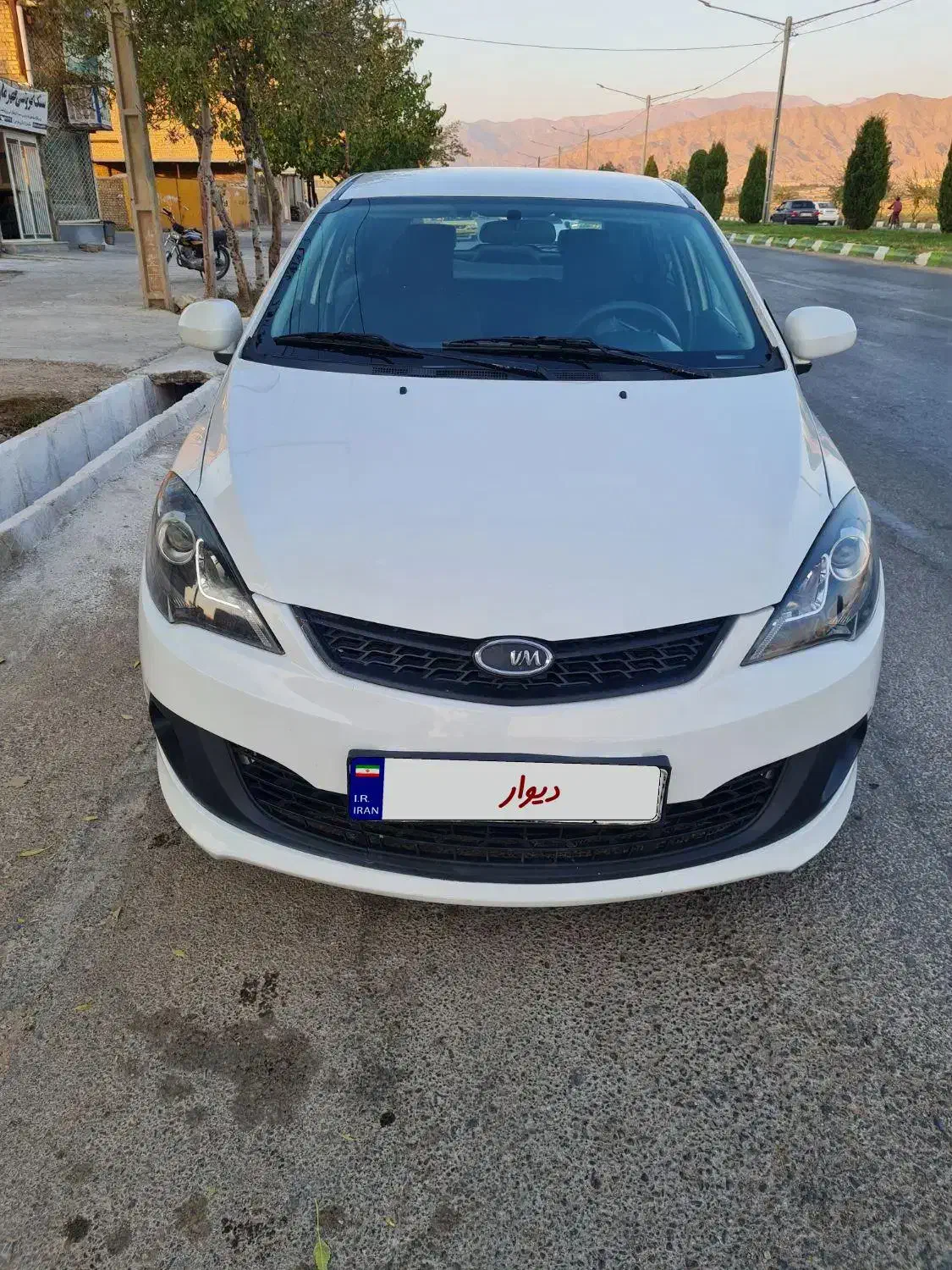 ام وی ام 315 هاچ بک ساده دنده ای - 1394