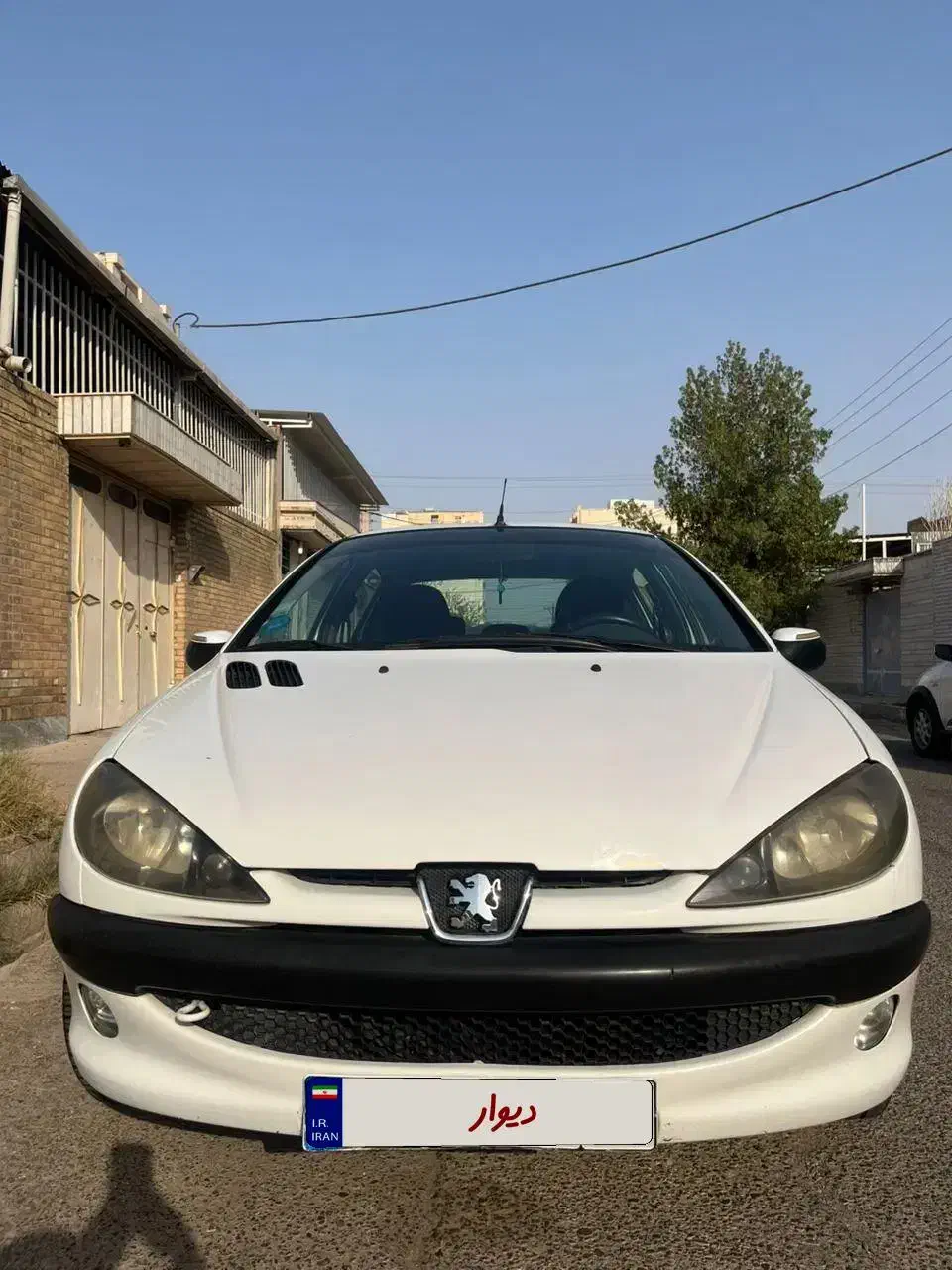 پژو ۲۰۶ صندوق دار v8 - 1390