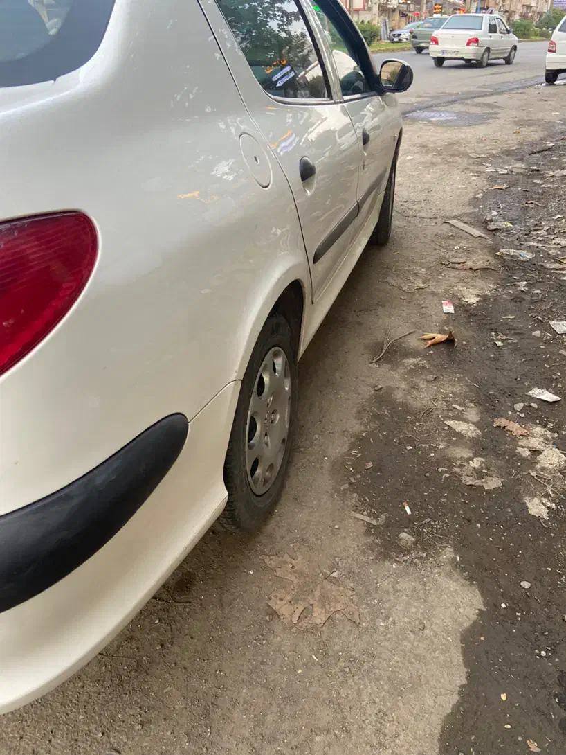 پژو ۲۰۶ صندوق دار v8 - 1396