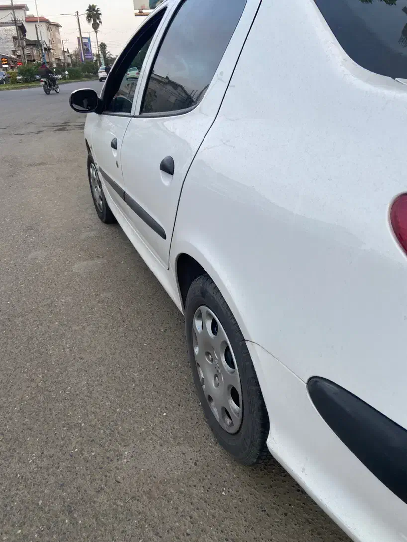 پژو ۲۰۶ صندوق دار v8 - 1396