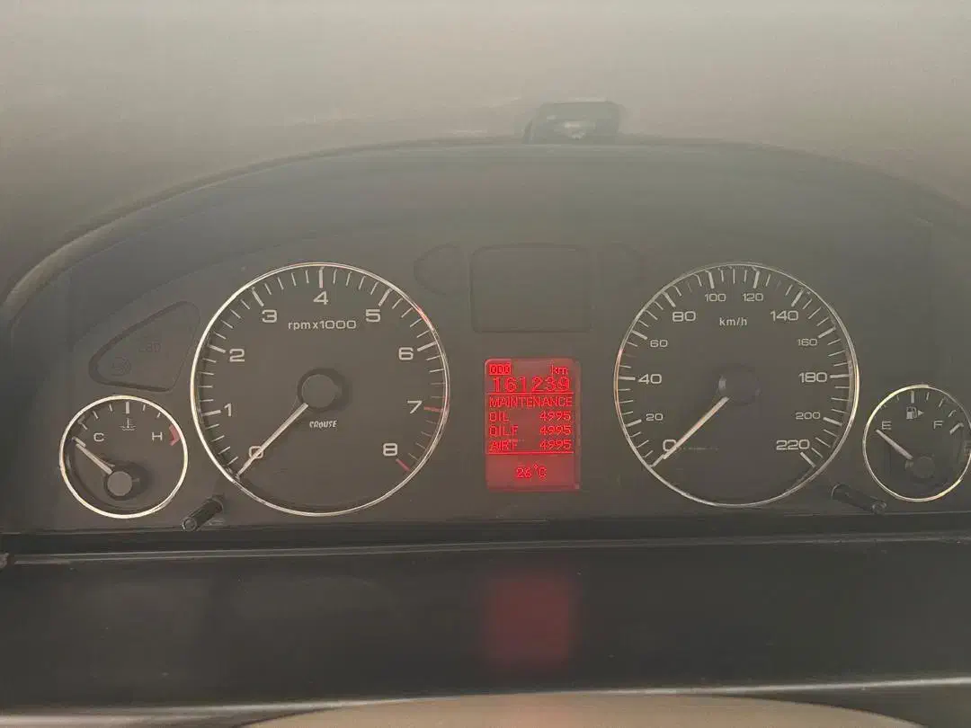 سمند LX XU7 - 1396