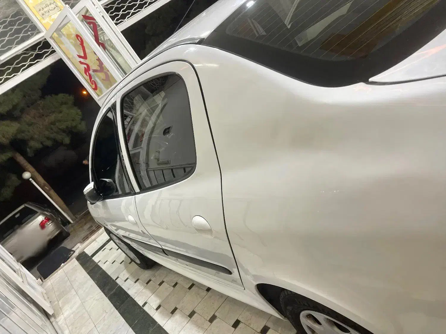پژو ۲۰۶ صندوق دار v8 - 1395