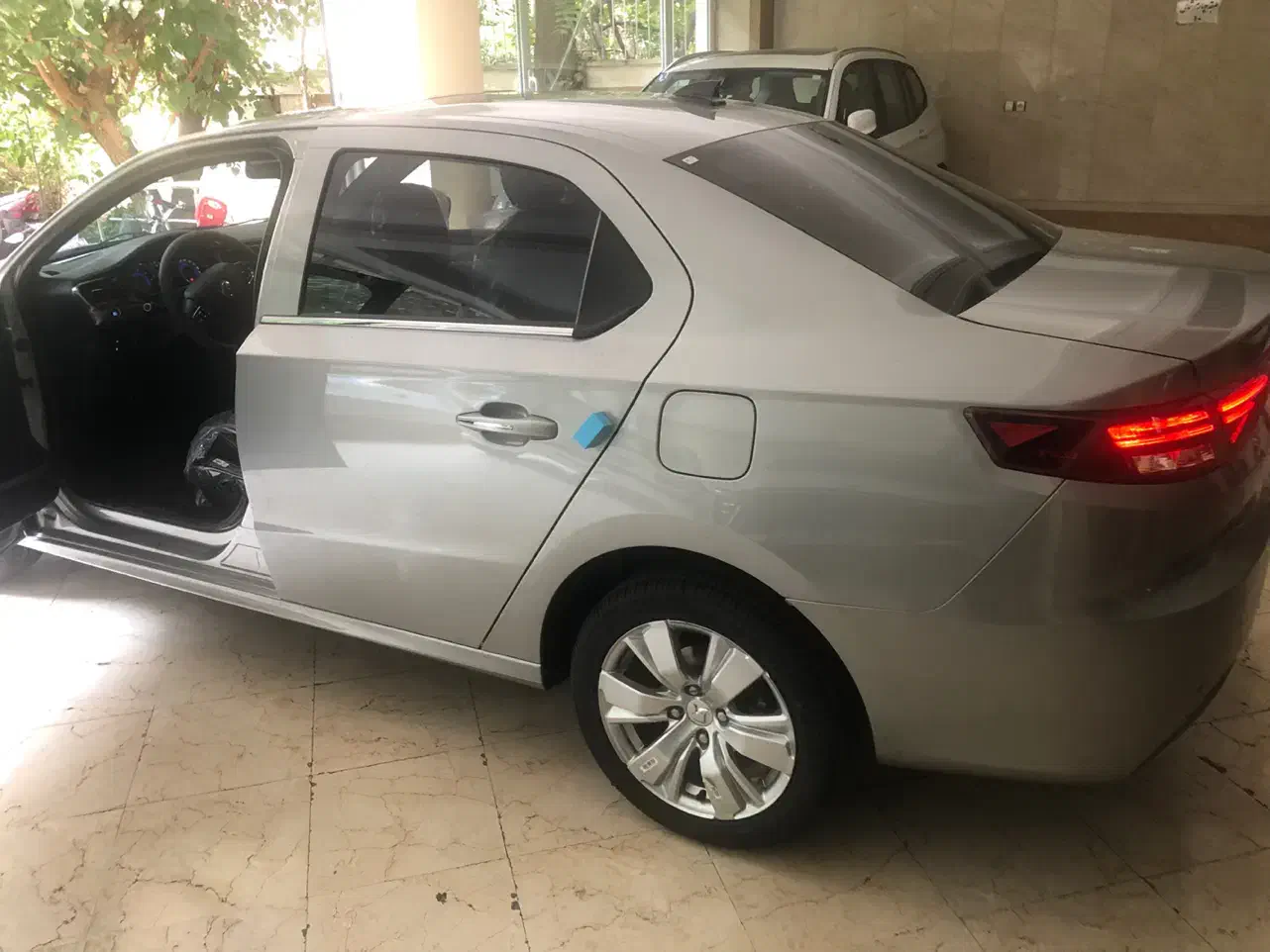 تارا اتوماتیک V4 LX - 1404