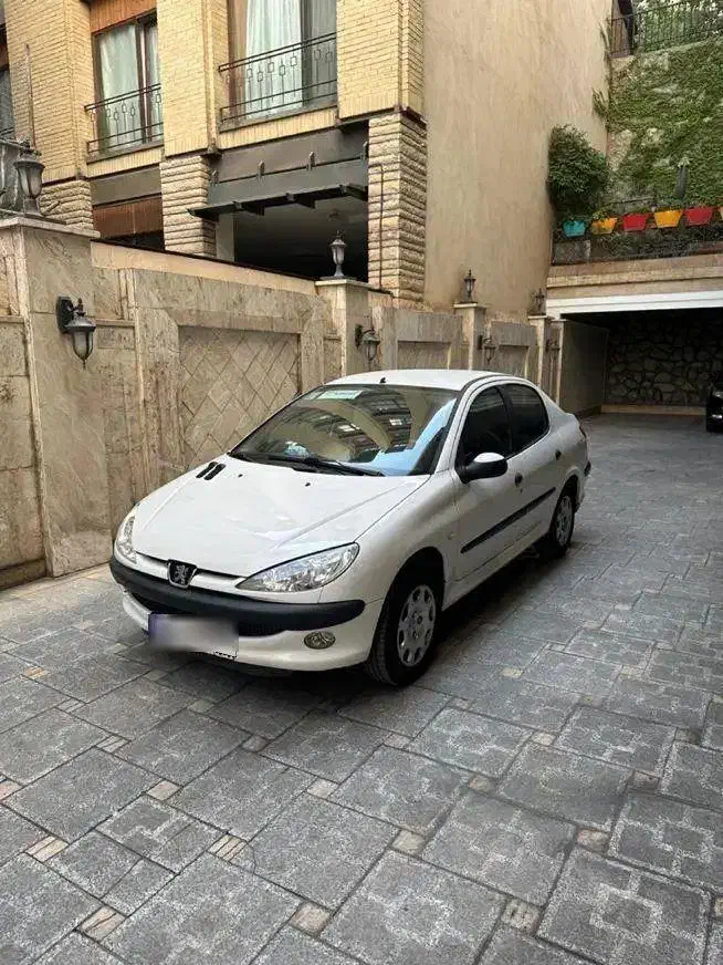 خودرو پژو، ۲۰۶ صندوق دار آگهی ann_20801021