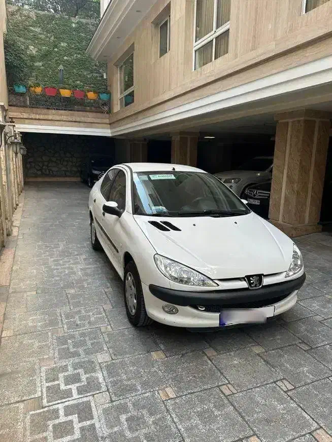پژو ۲۰۶ صندوق دار v8 - 1388