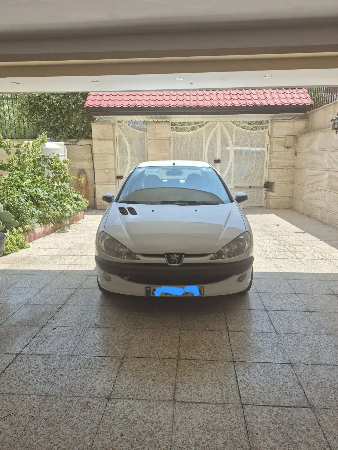 پژو ۲۰۶ صندوق دار v8 - 1395