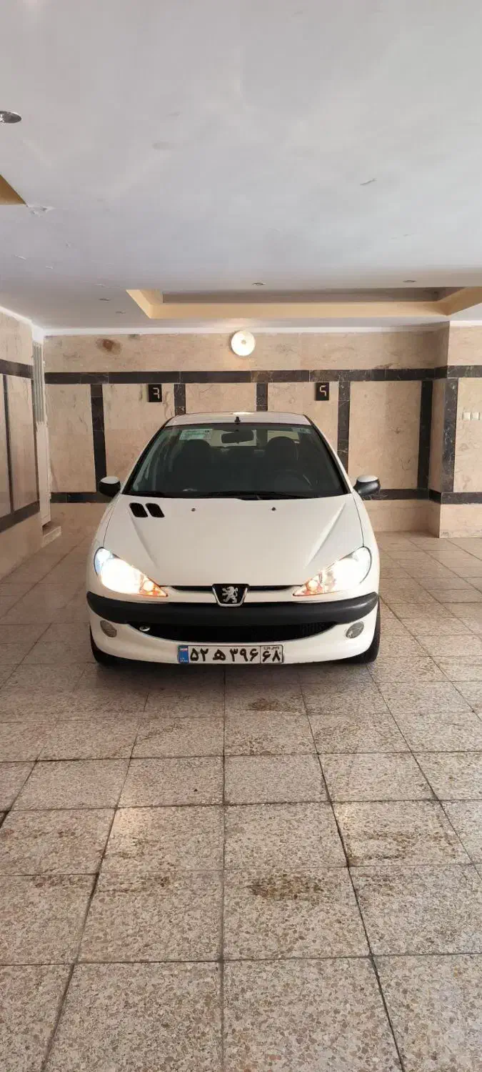 پژو ۲۰۶ صندوق دار v8 - 1395
