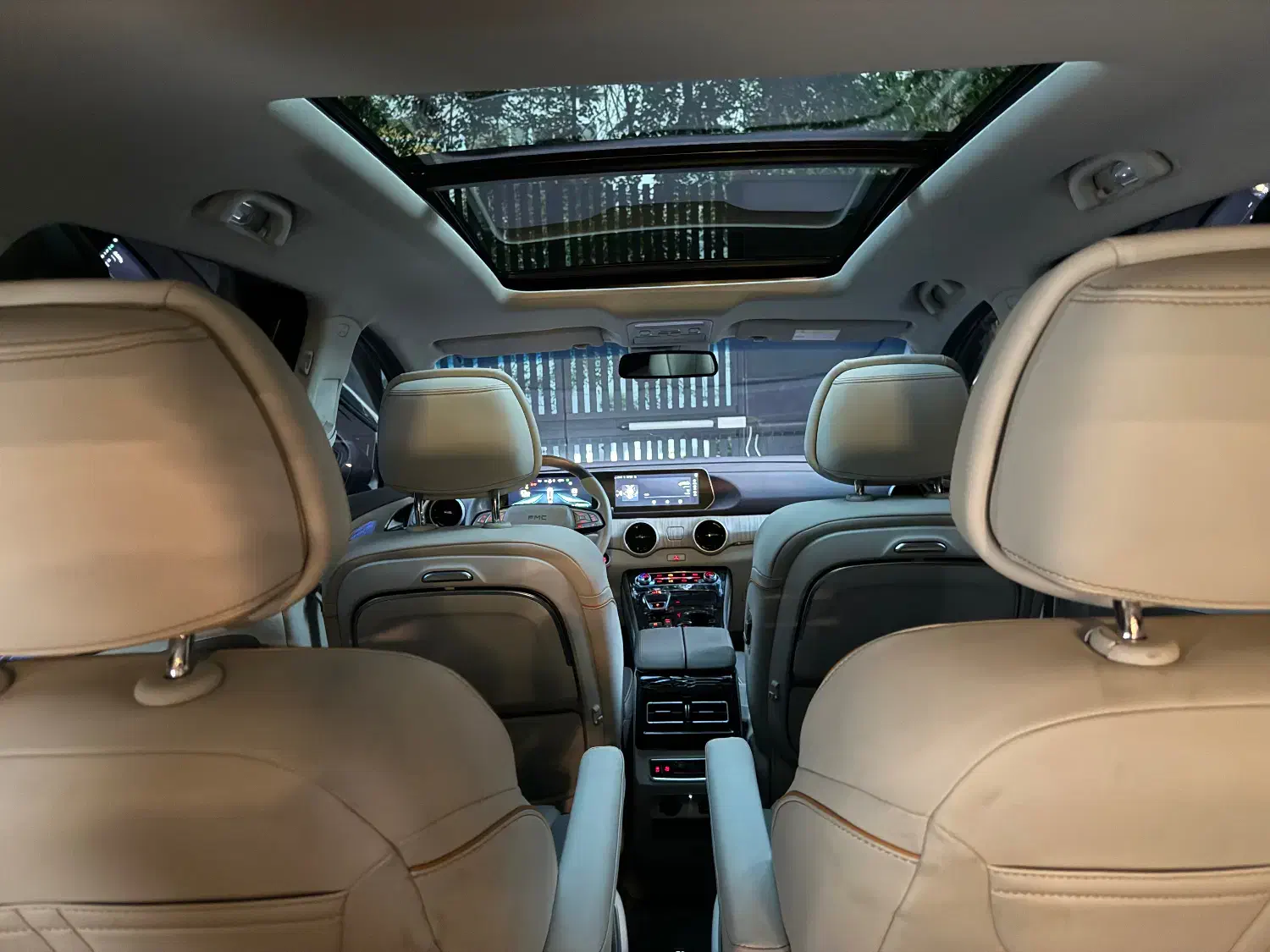 فردا سوبا M4 اتوماتیک - 1402