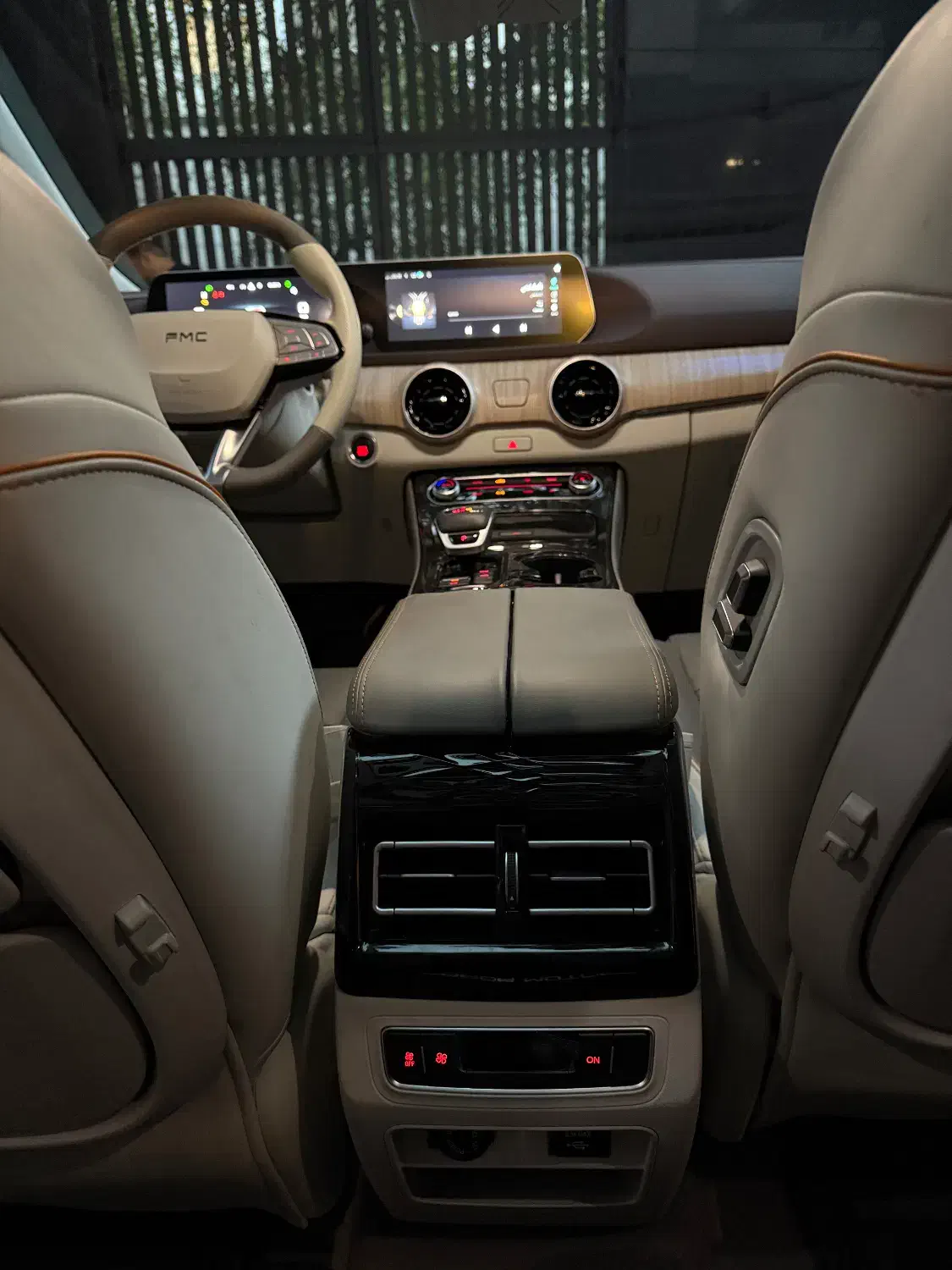 فردا سوبا M4 اتوماتیک - 1402