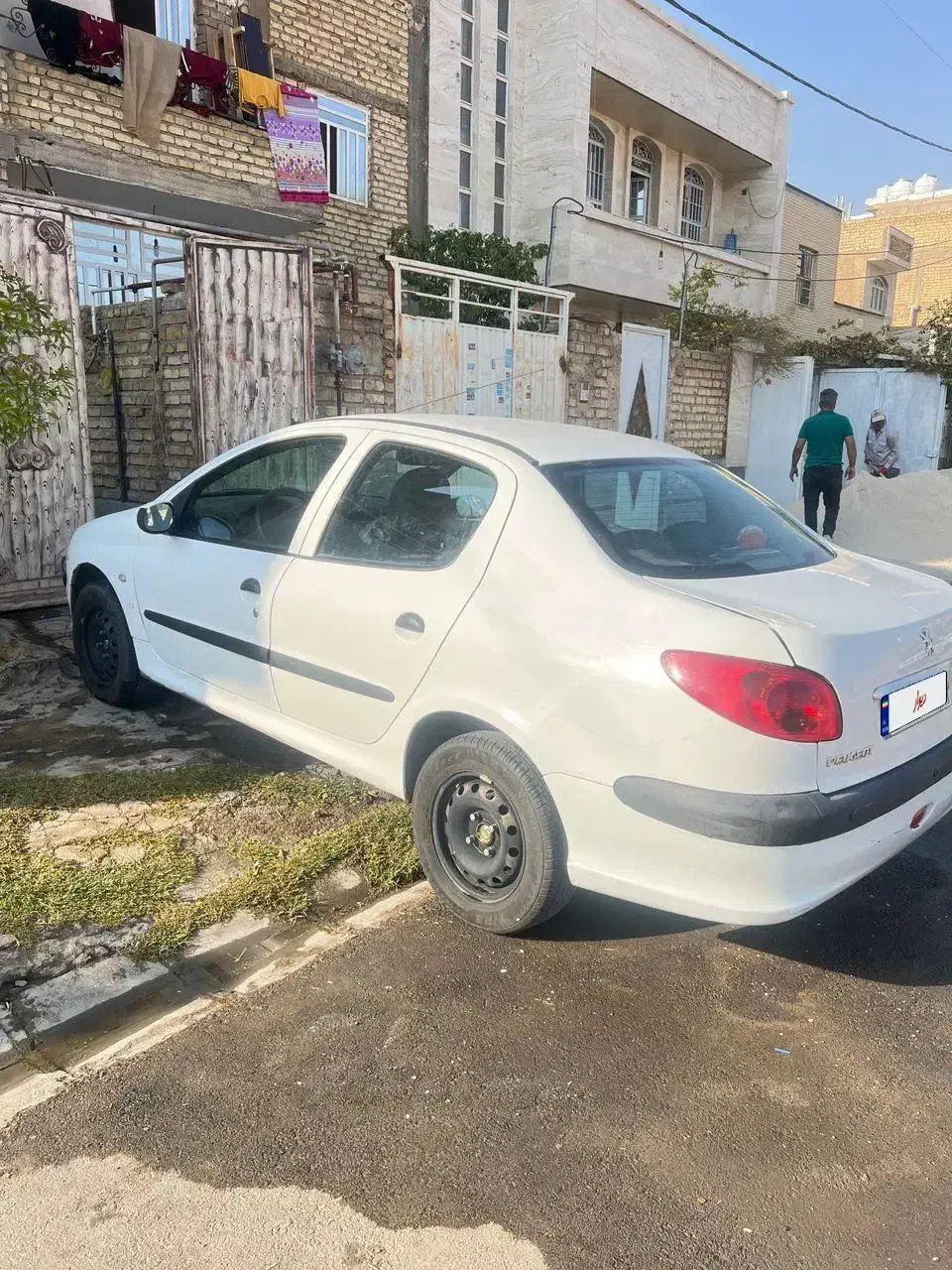 پژو ۲۰۶ صندوق دار v8 - 1398
