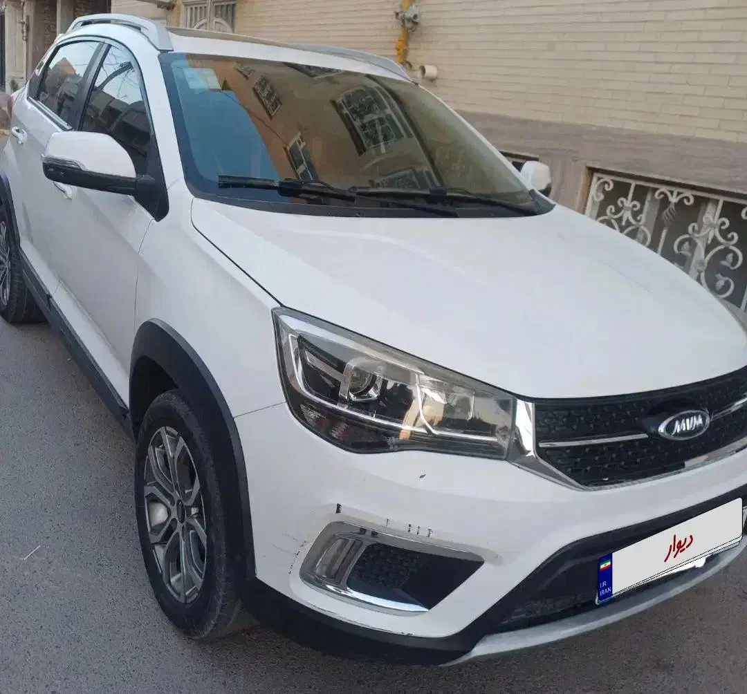 ام وی ام X22 دنده‌ای لاکچری - 1397