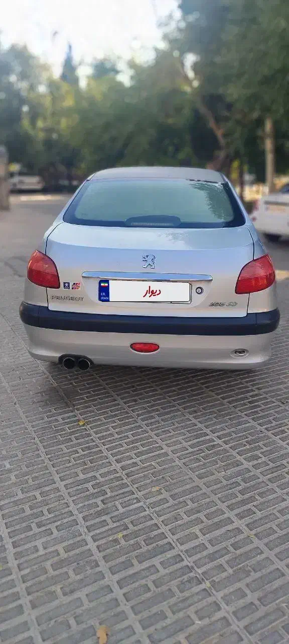 پژو ۲۰۶ صندوق دار v8 - 1386