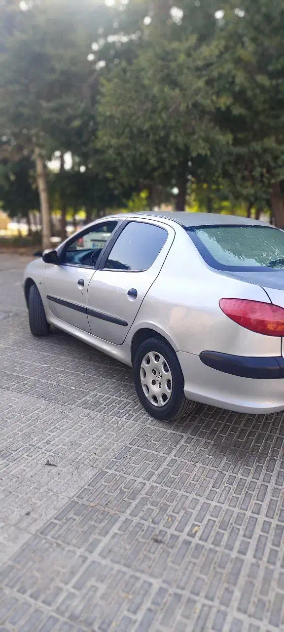 پژو ۲۰۶ صندوق دار v8 - 1386