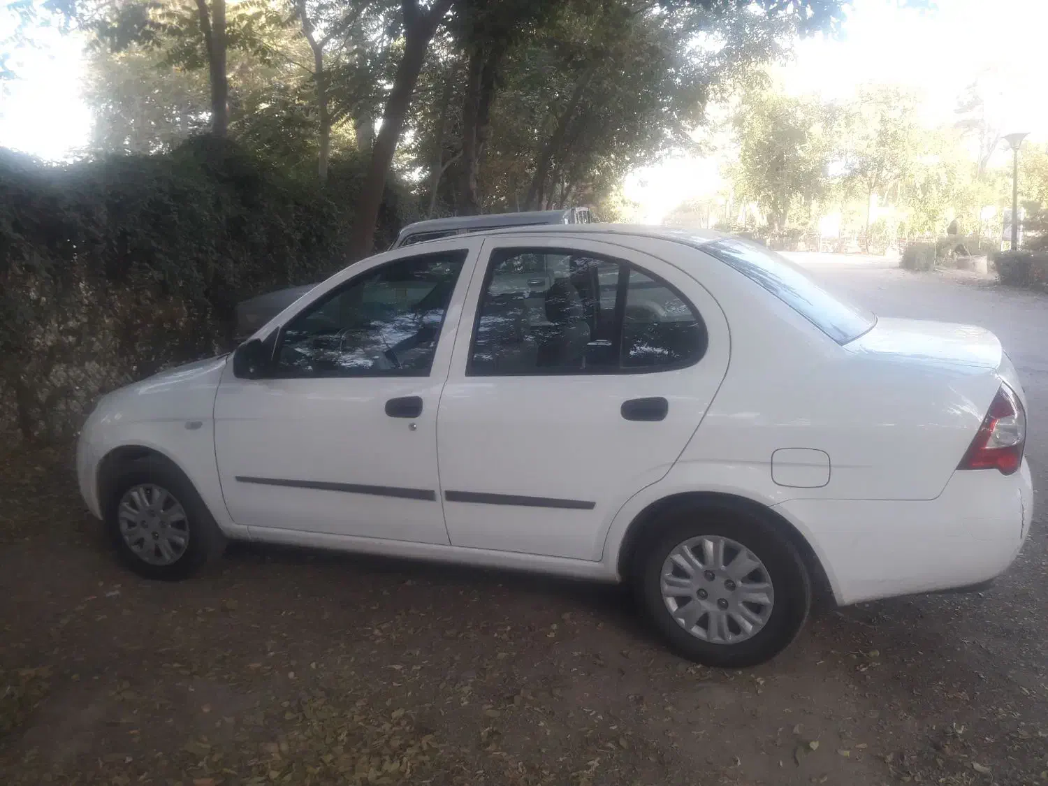 تیبا صندوق دار SX - 1399