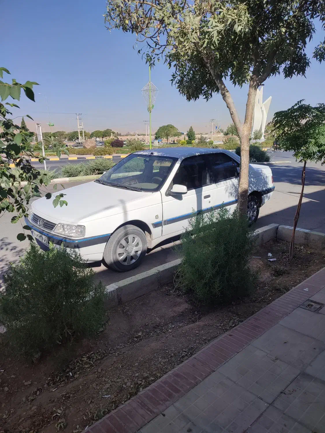 پژو 405 SLX بنزینی  XU7 - 1390