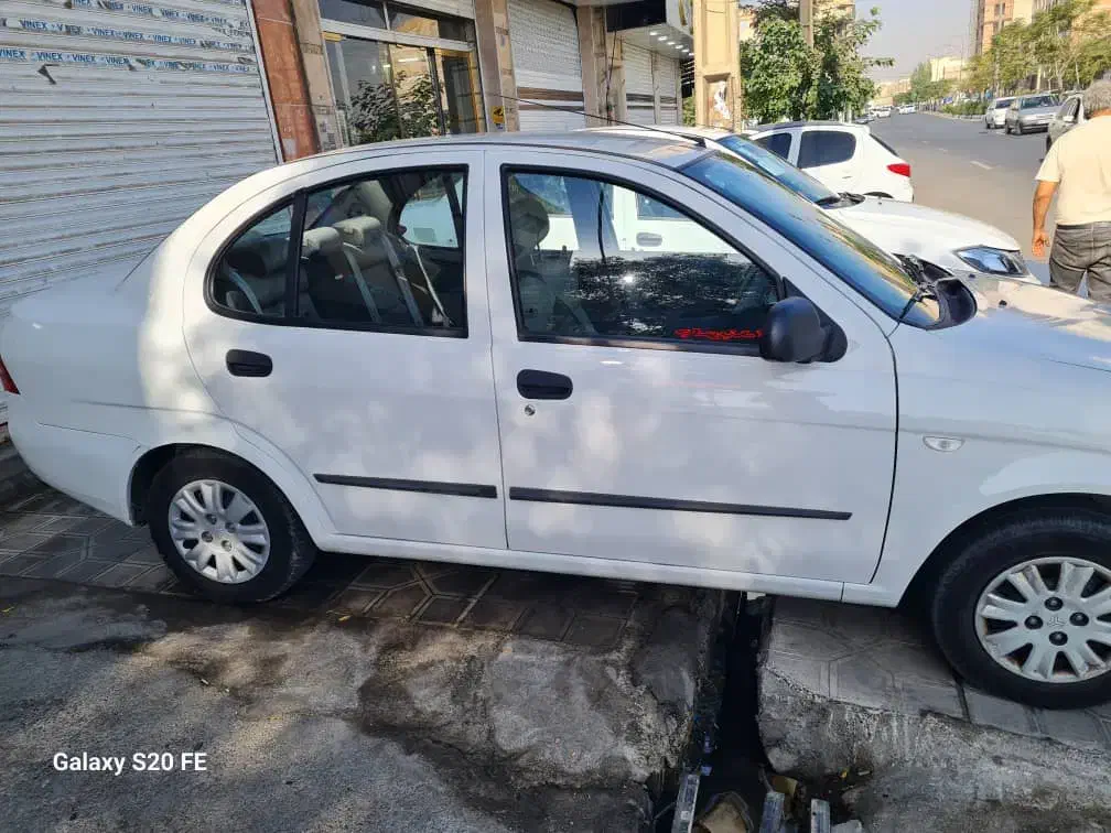 تیبا صندوق دار SX - 1400